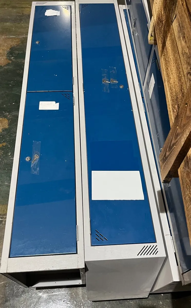 Lockers - Image 2