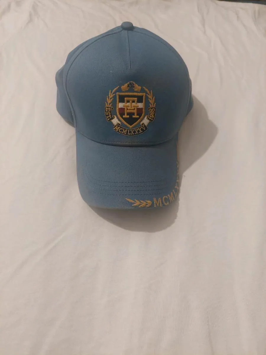 Mens caps - Image 1