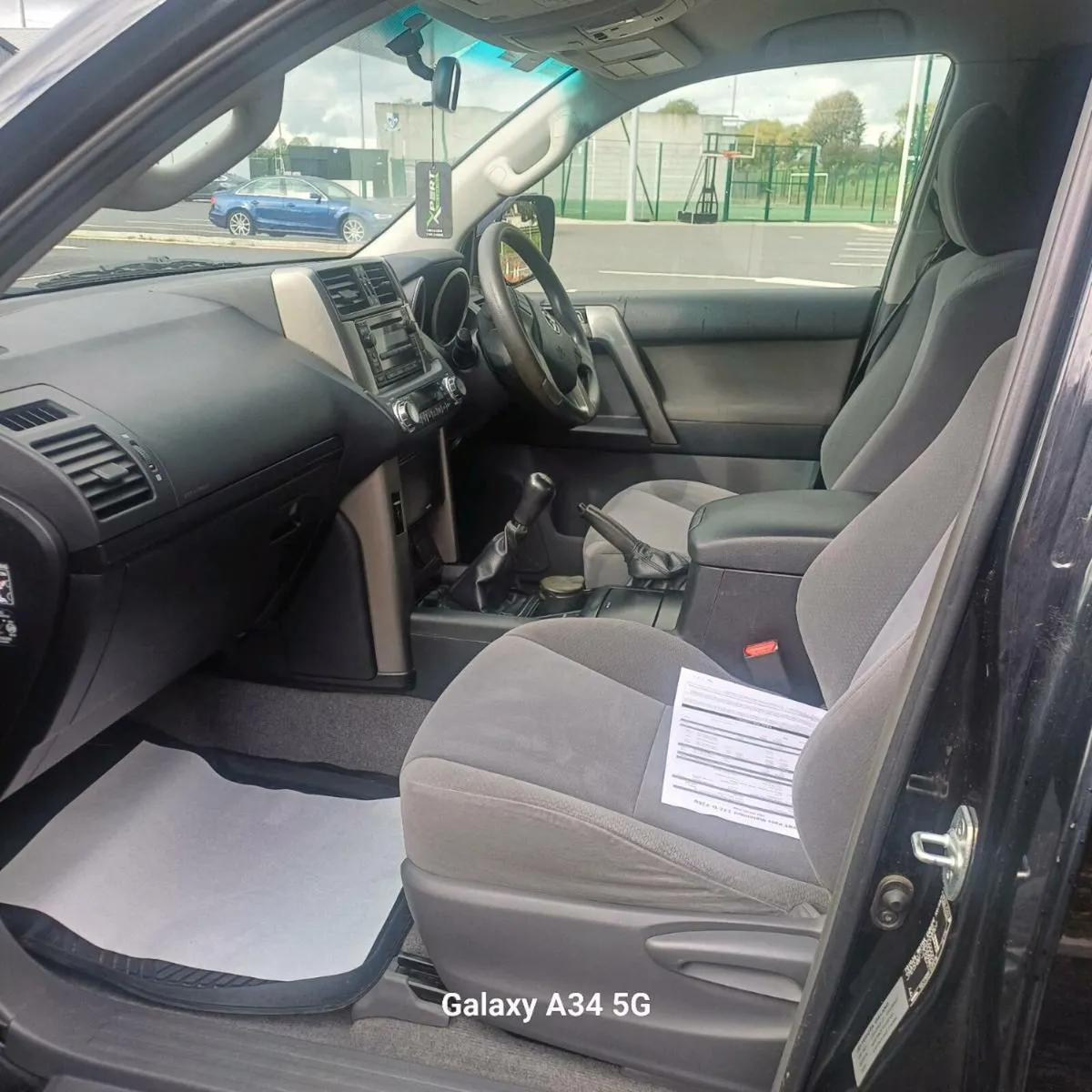 Toyota landcruiser - Image 4