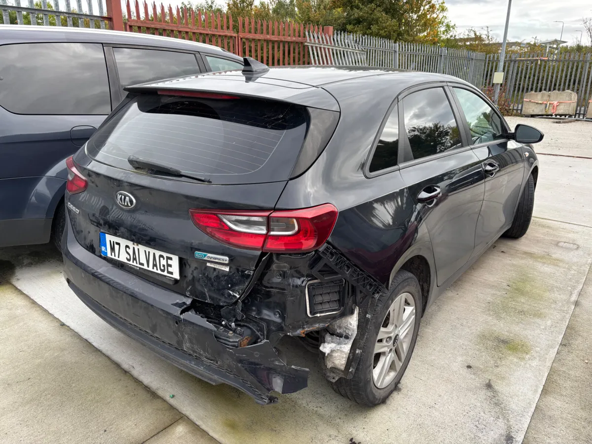 21 KIA Ceed Van 70km Drive home - Image 3