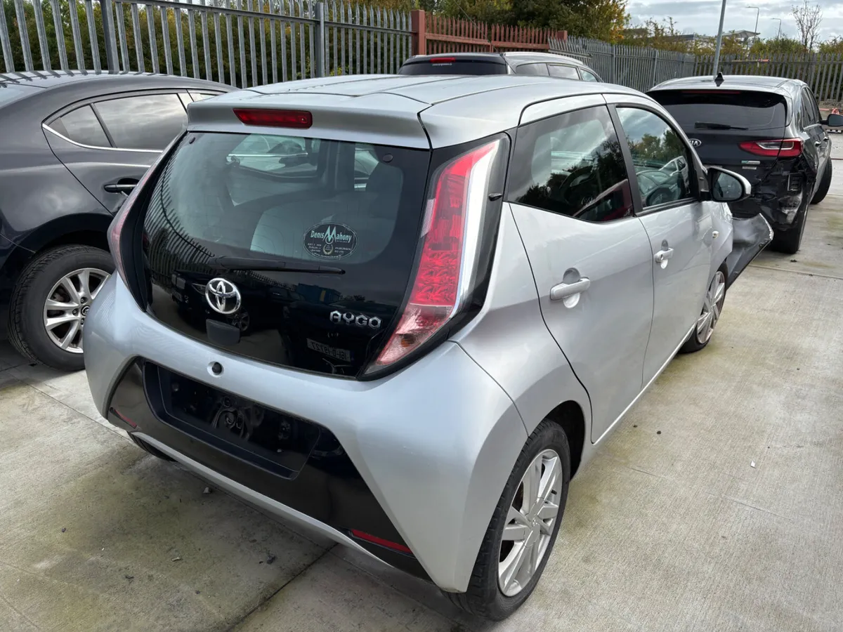16 Aygo 1.0 Petrol 160km NCT 10/26 Starts - Image 3