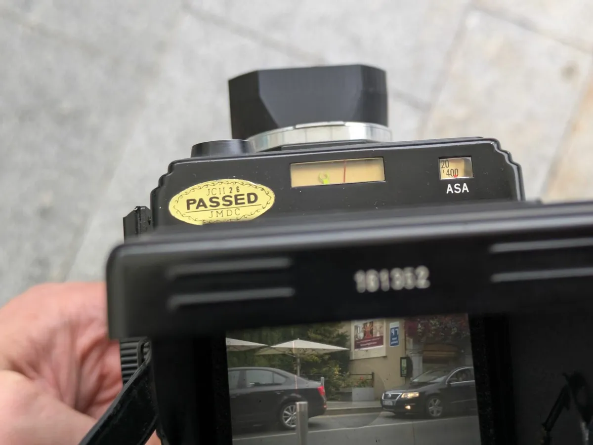 Yashica Mat 124G 6x6 medium format TLR camera - Image 4
