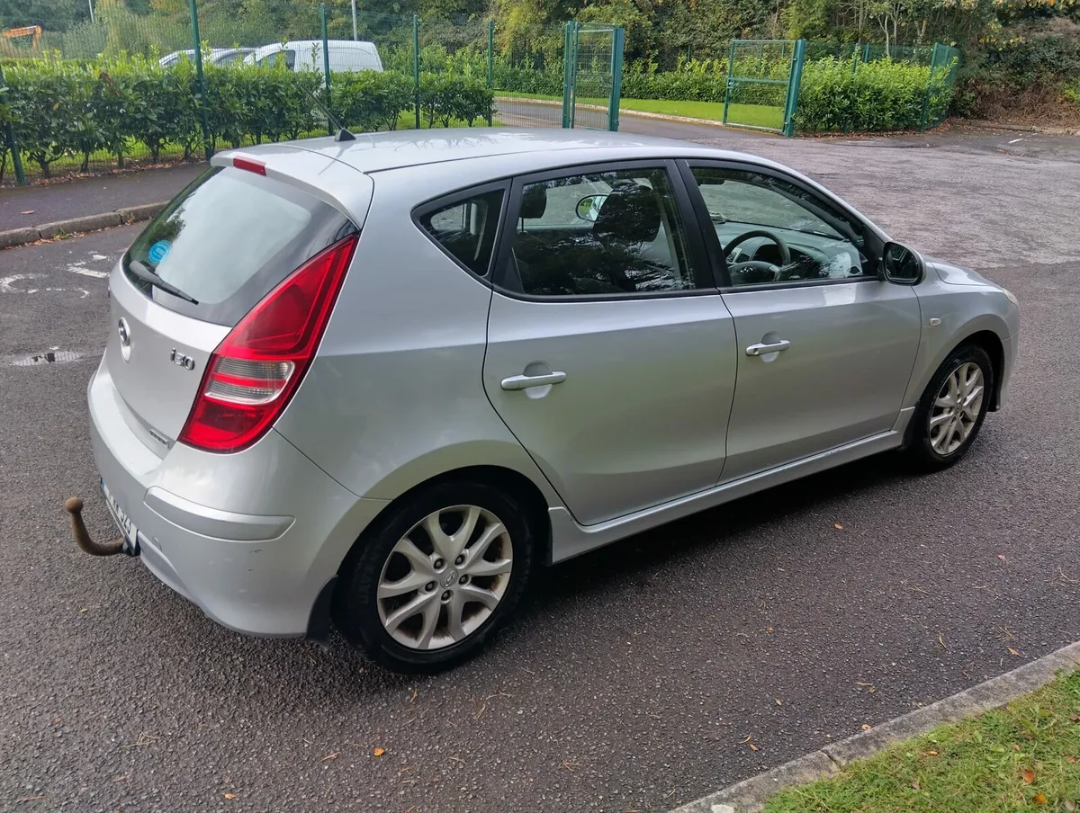 Hyundai i30 Deluxe. NCT 2026.Bargain. - Image 3