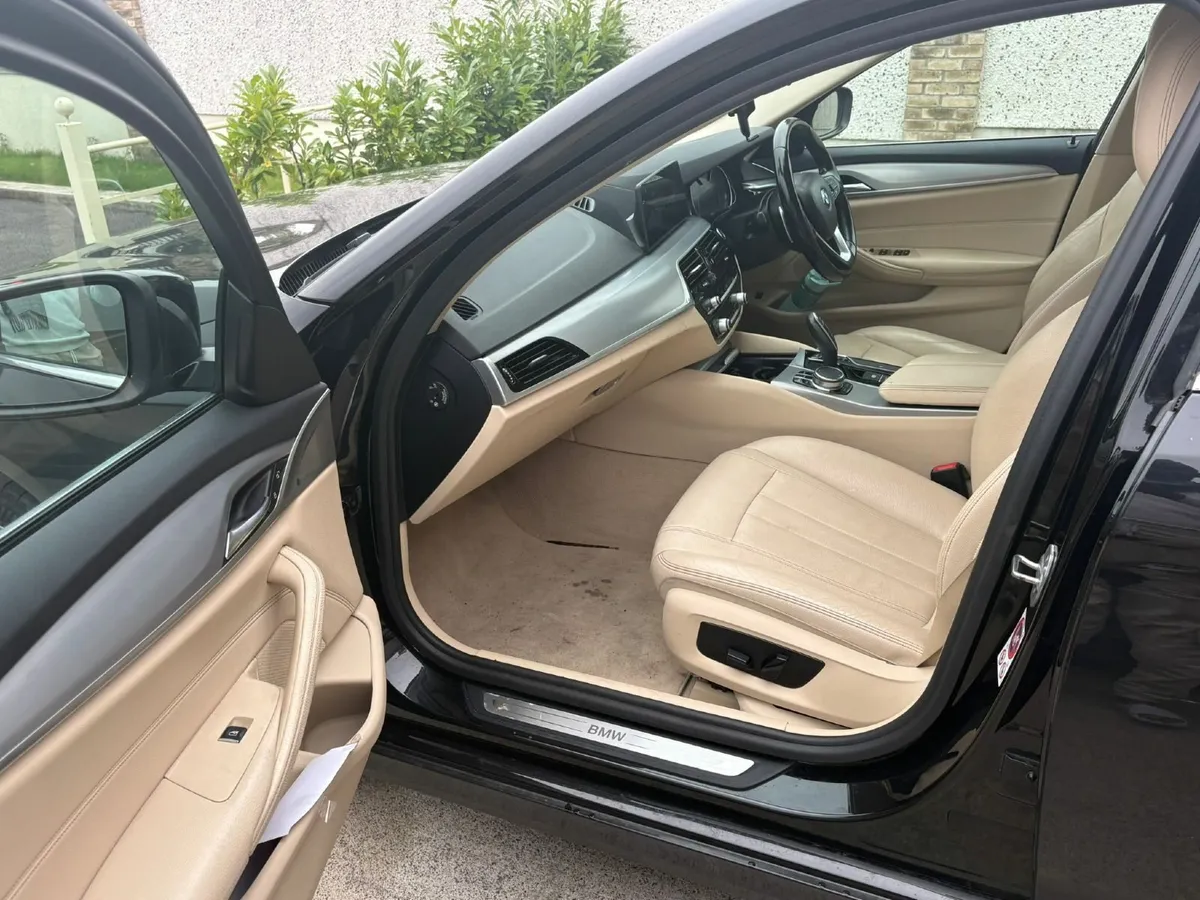BMW 5-Series 2017 - Image 4
