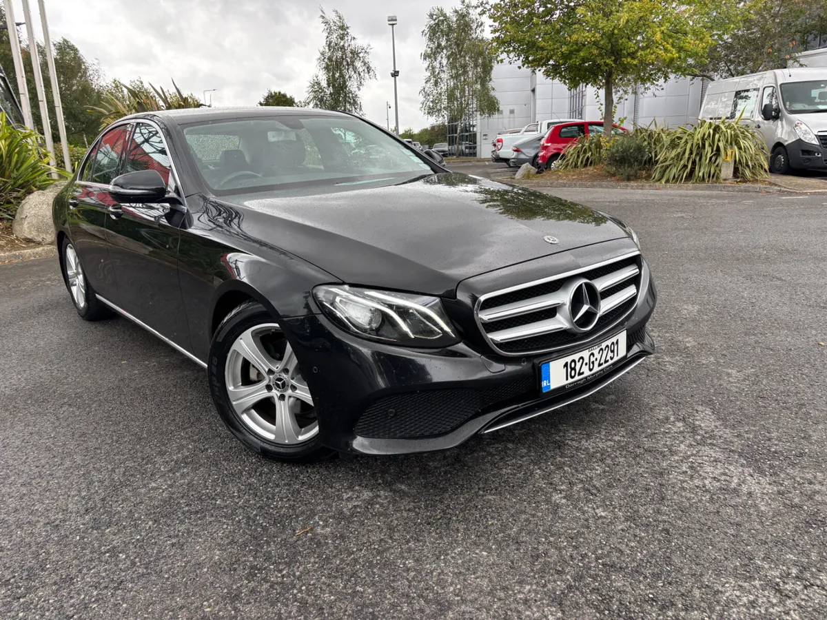 182 Mercedes-Benz E-Class E220 CDI ~ Avantgarde ~ - Image 3