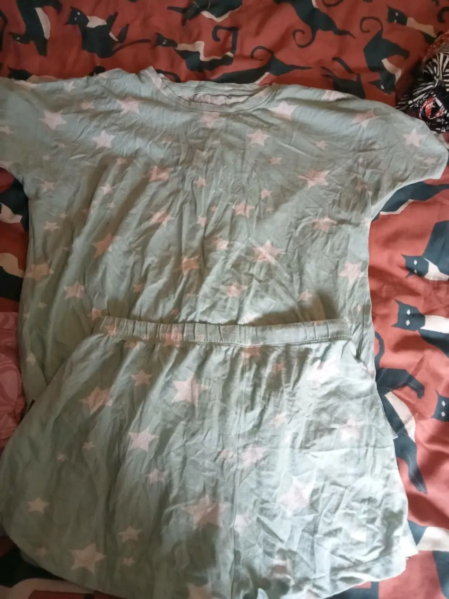 Ladies pj shorts set bundle size 8_10 - Image 2