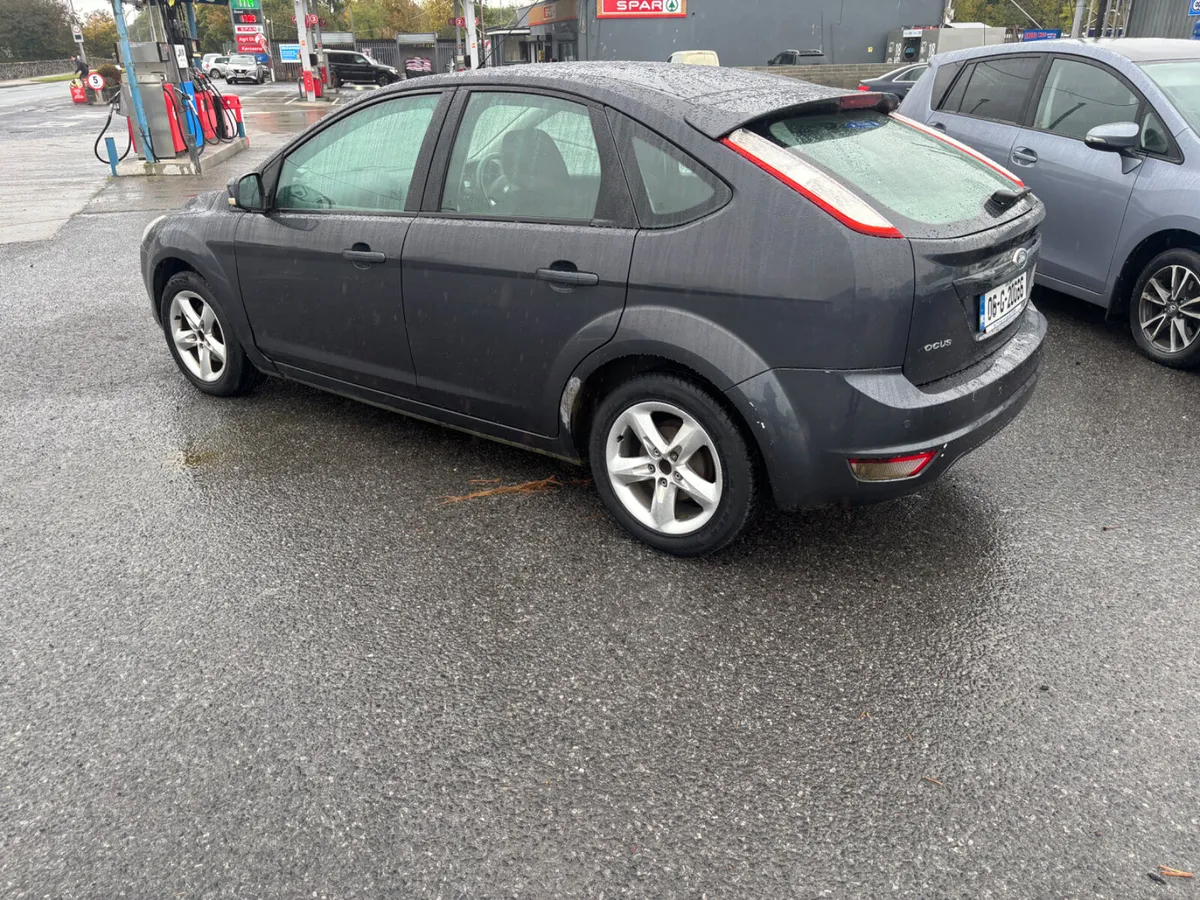 Ford Focus FSH taxed and tested - Image 4