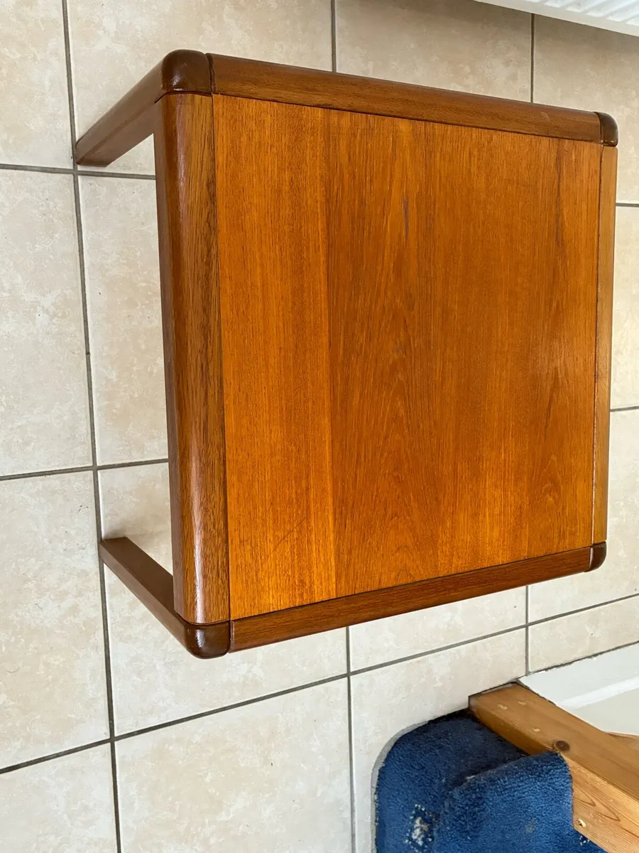 Coffee Table - Image 4