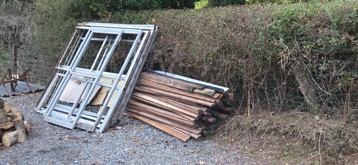 Shed - Image 2