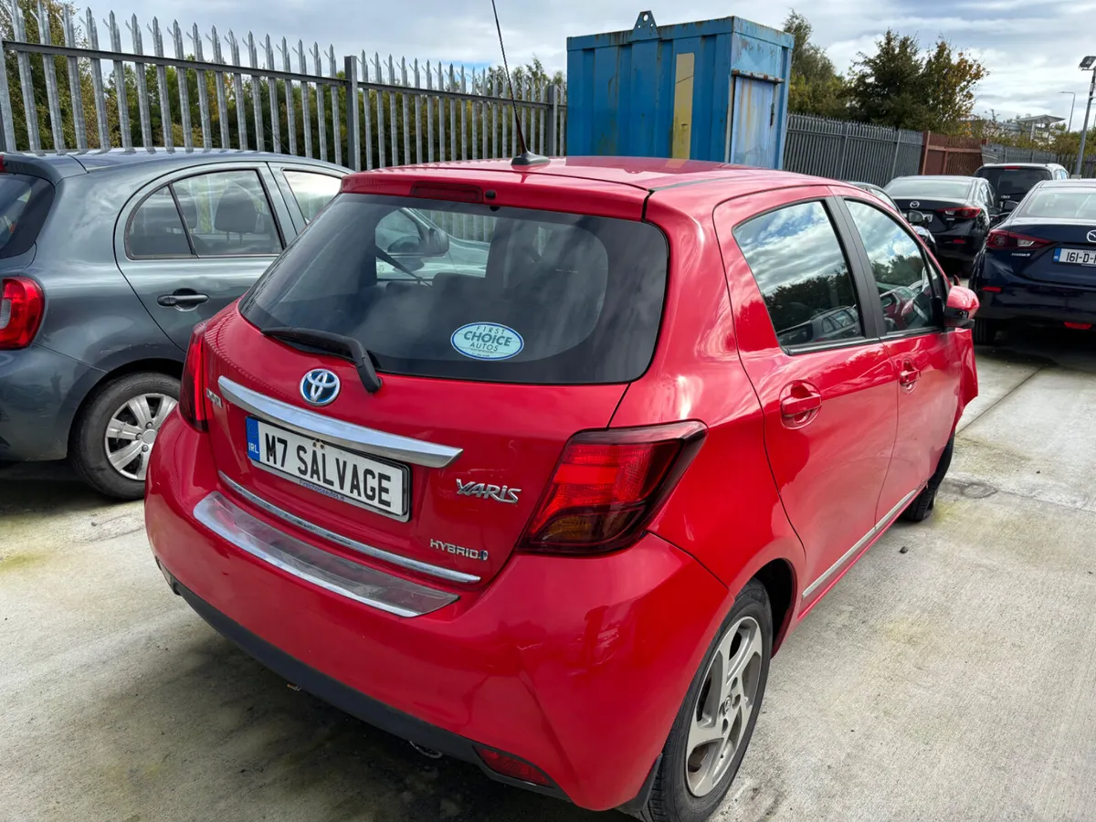 15 Yaris Hybrid VVTi 45k miles - Image 3
