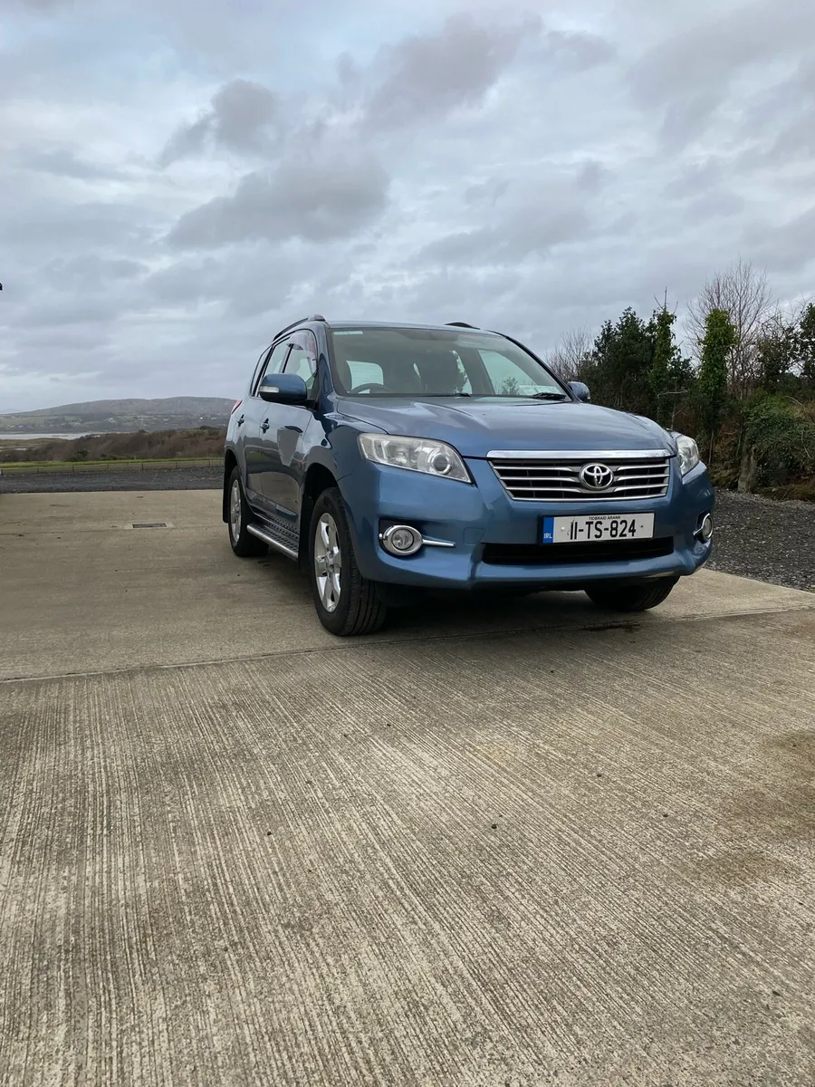 Rav 4 low mileage - Image 4