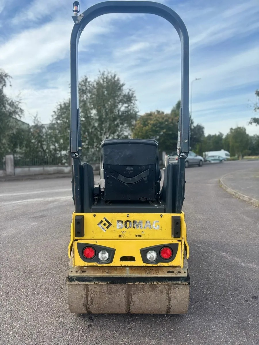 Bomag 90 Roller - Image 1