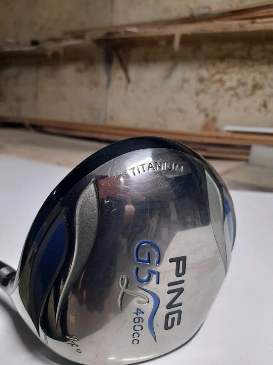 Golf club - Image 1