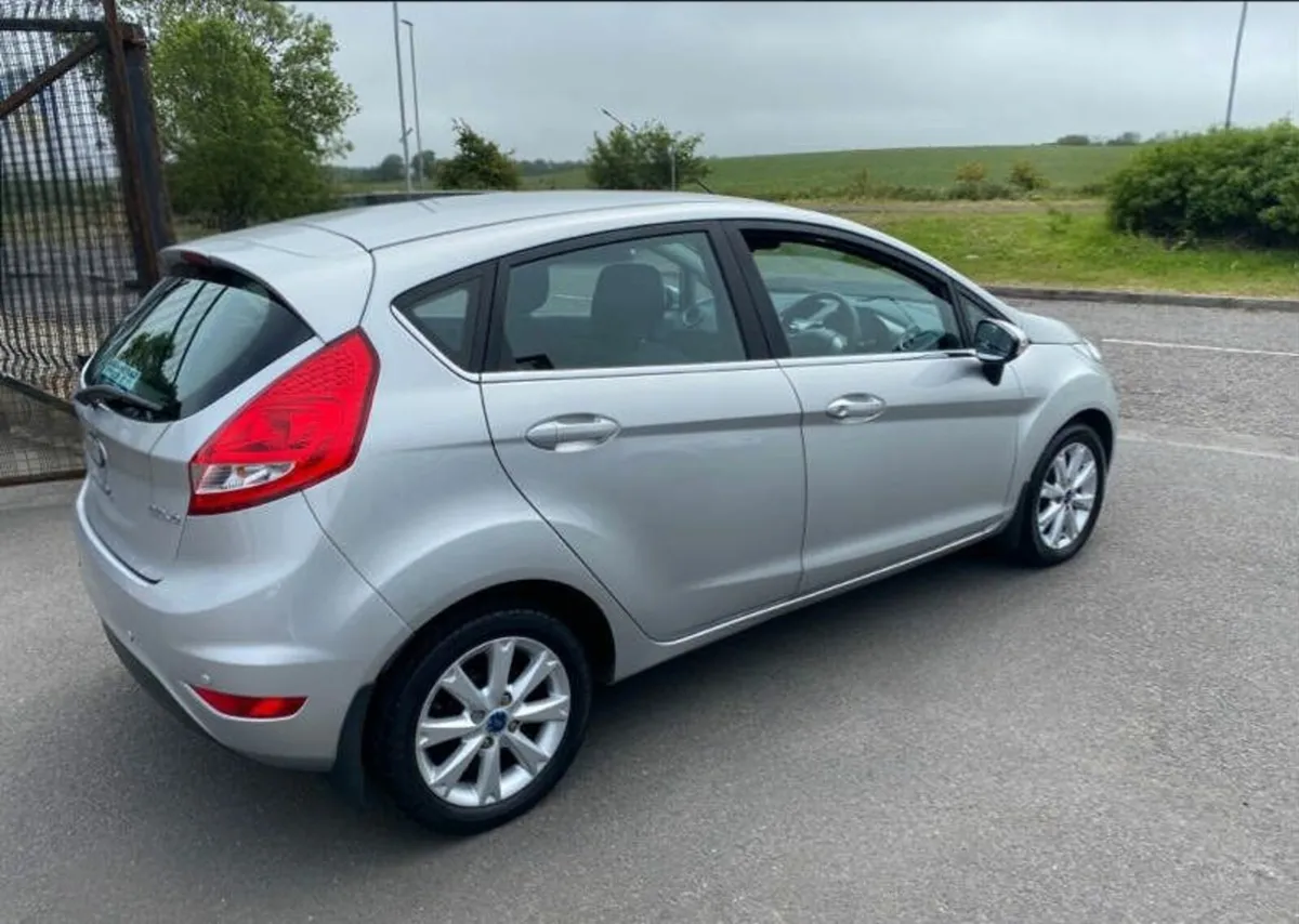 Ford Fiesta 2009 (Rare automatic, very low milage! - Image 2