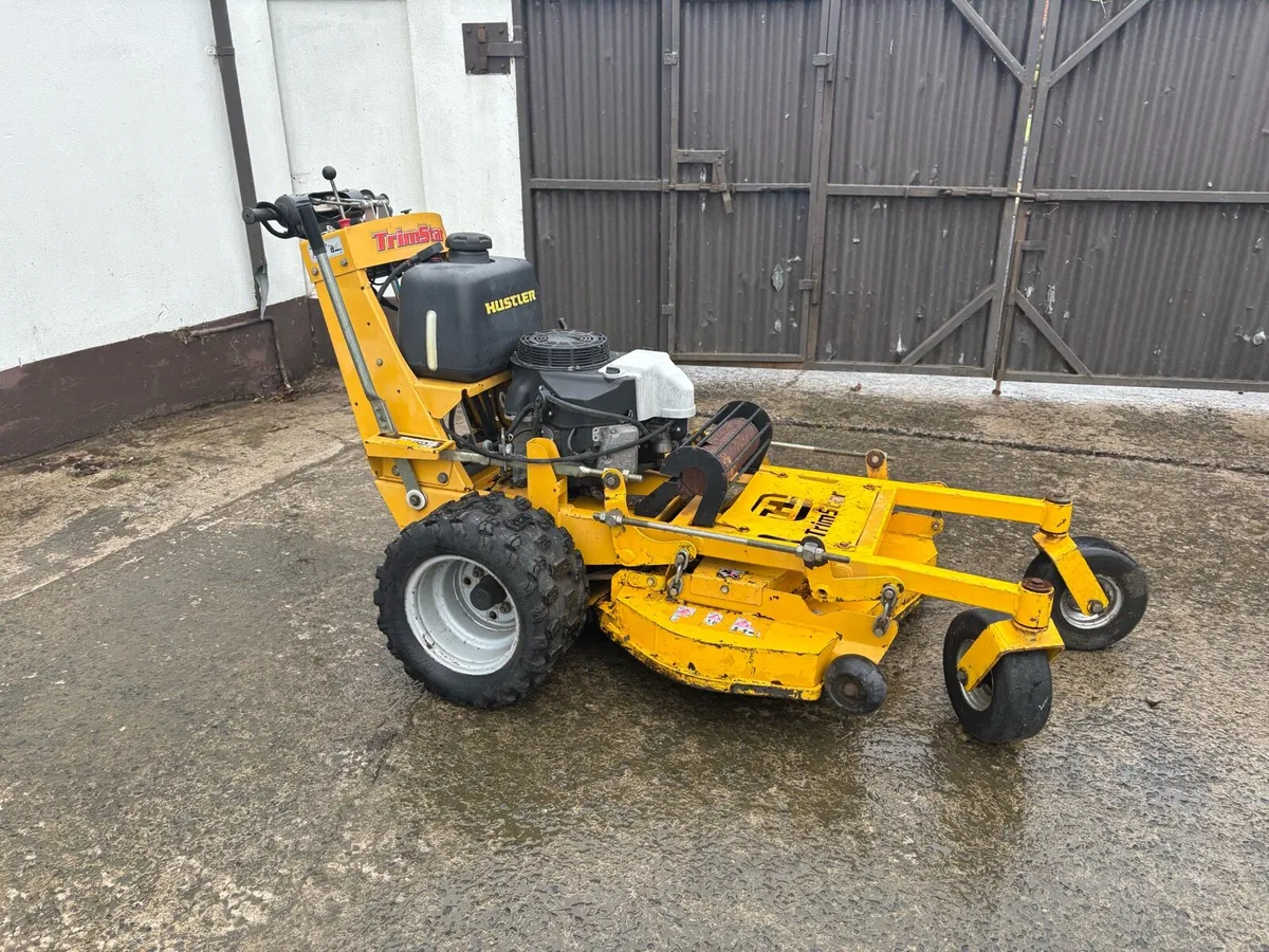 Hustler Trimstar Commercial mower - Image 2