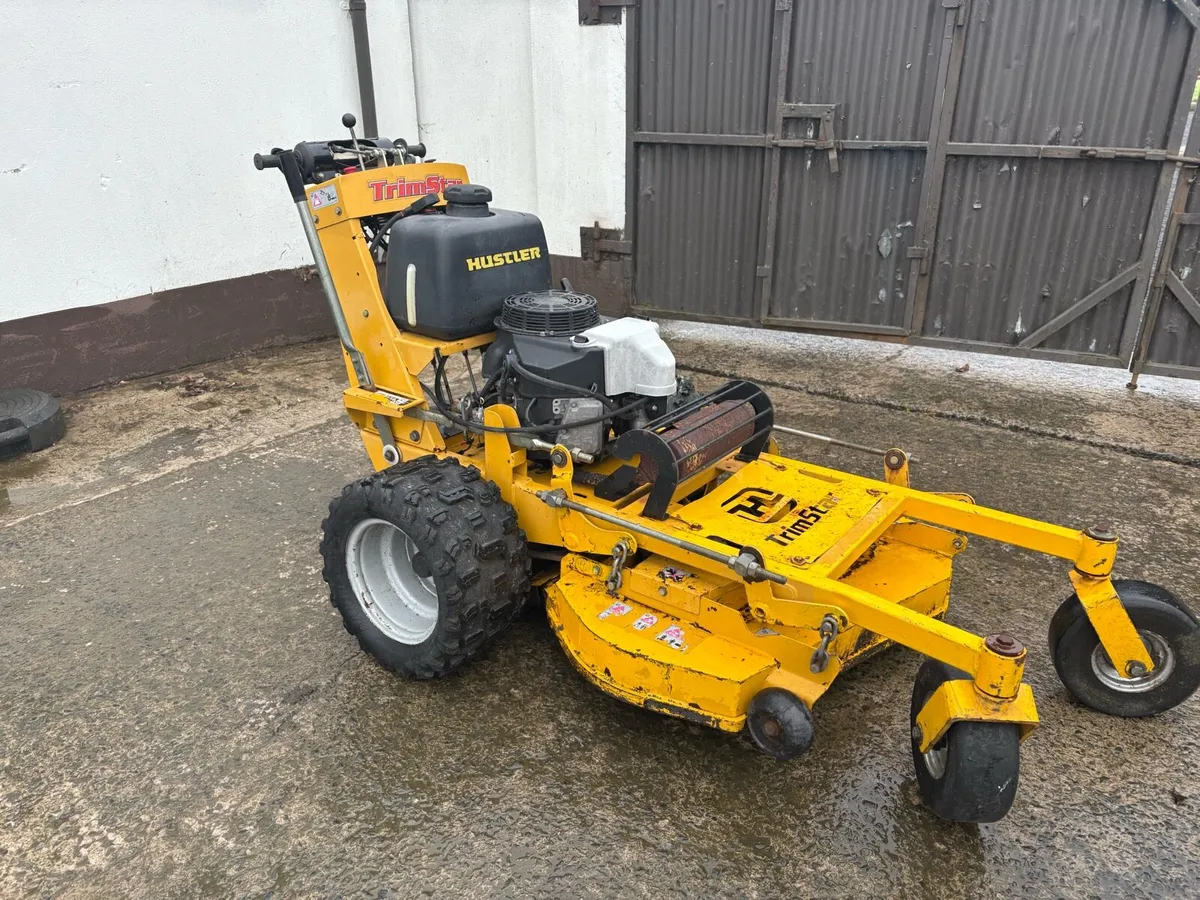 Hustler Trimstar Commercial mower - Image 3