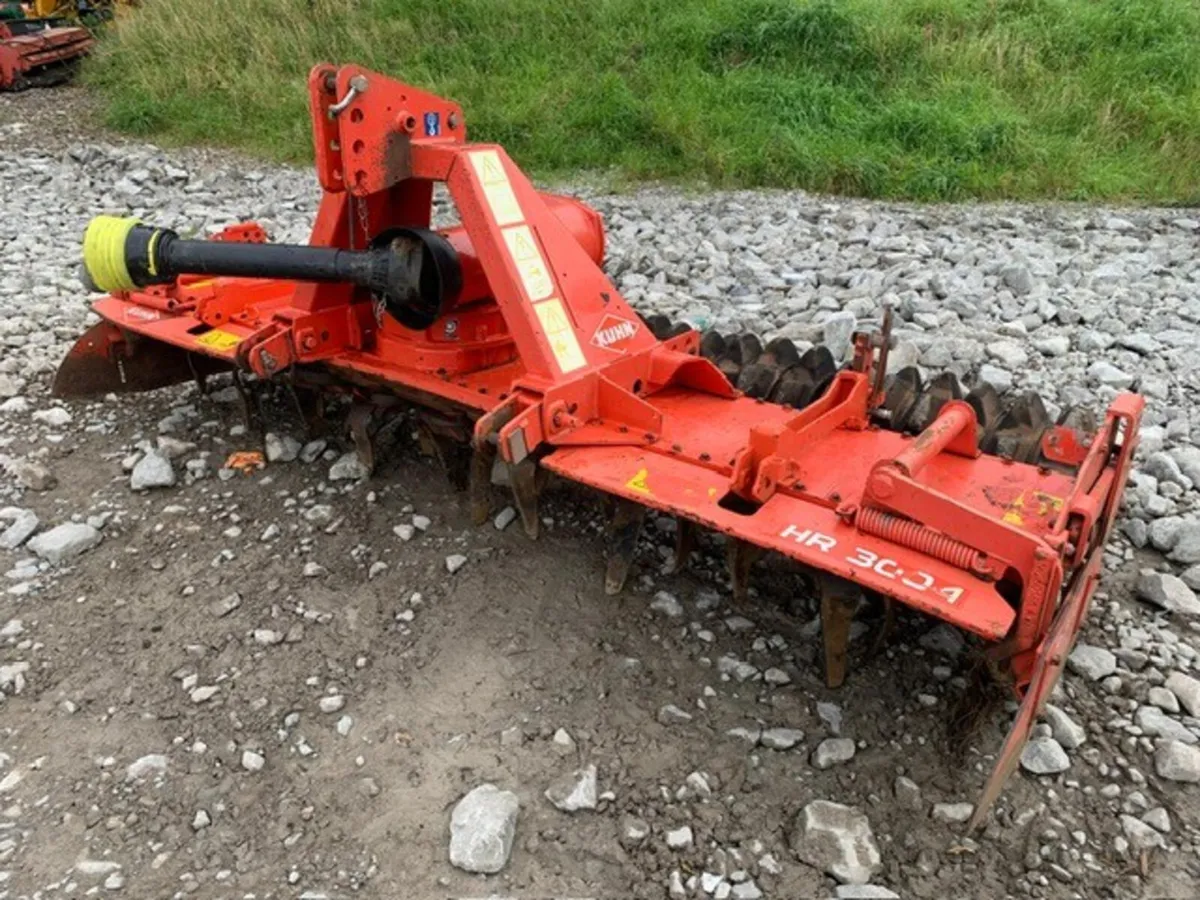 KUHN 3004 HEAVY DUTY POWER HARROW - Image 1