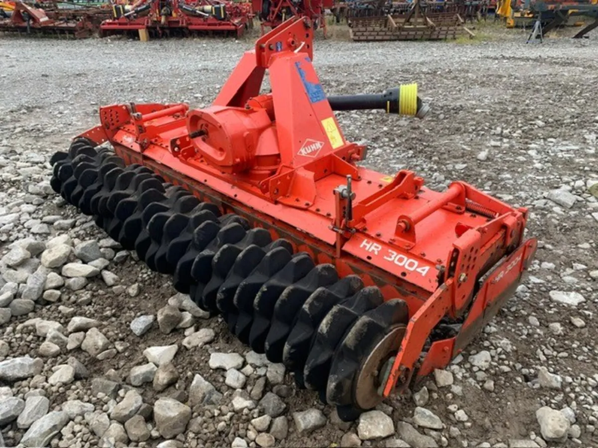 KUHN 3004 HEAVY DUTY POWER HARROW - Image 3