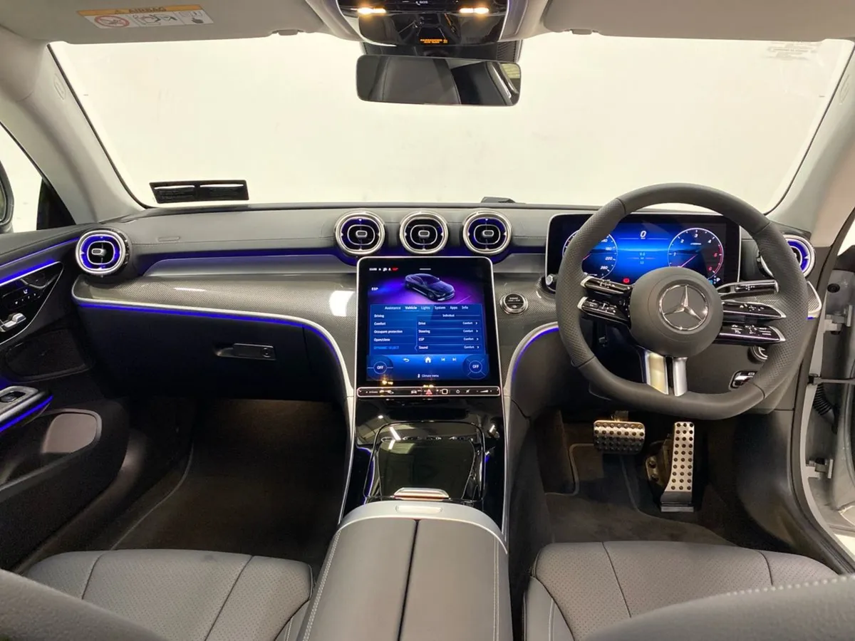 Mercedes-Benz CLE-Class CLE 220 d AMG Line Plus P - Image 4