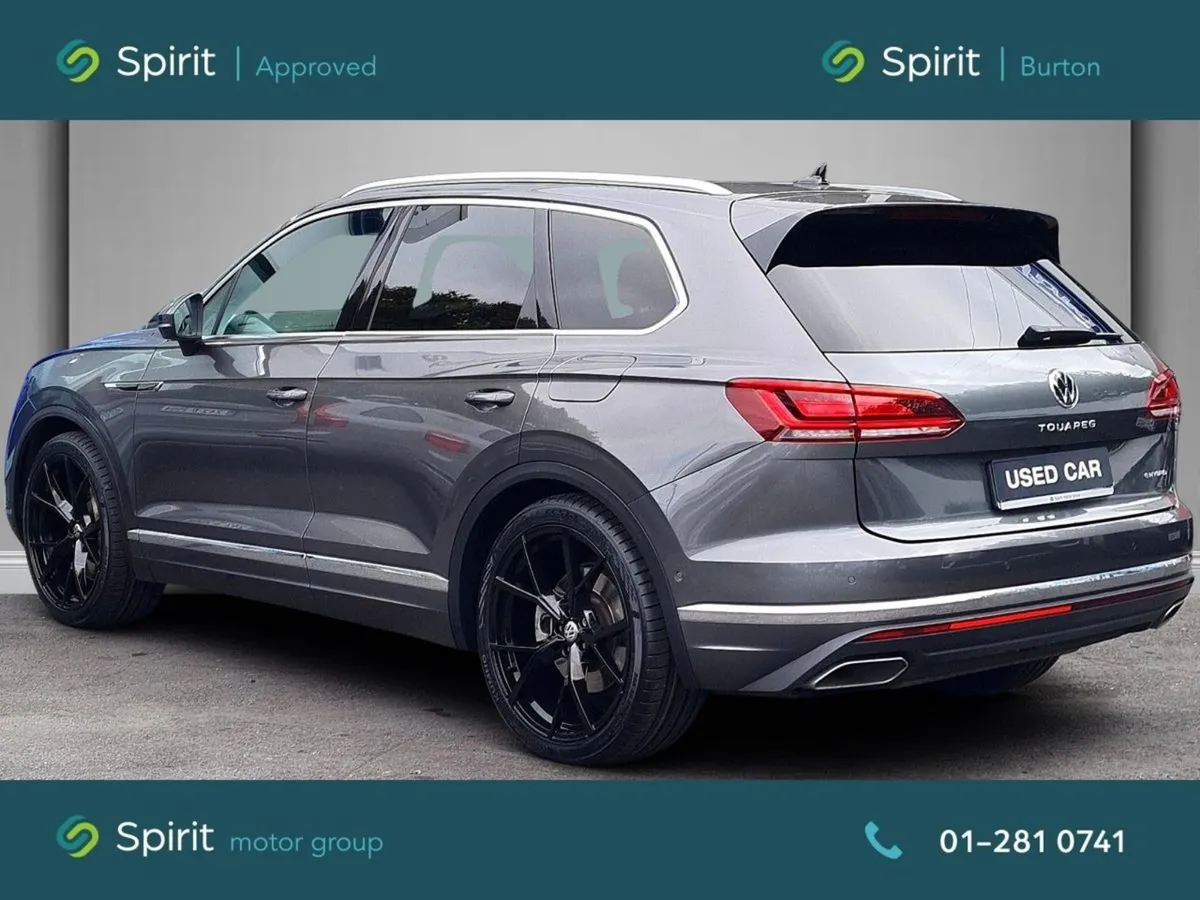 Volkswagen Touareg 3.0tsi Phev 381HP Elegance - Image 2