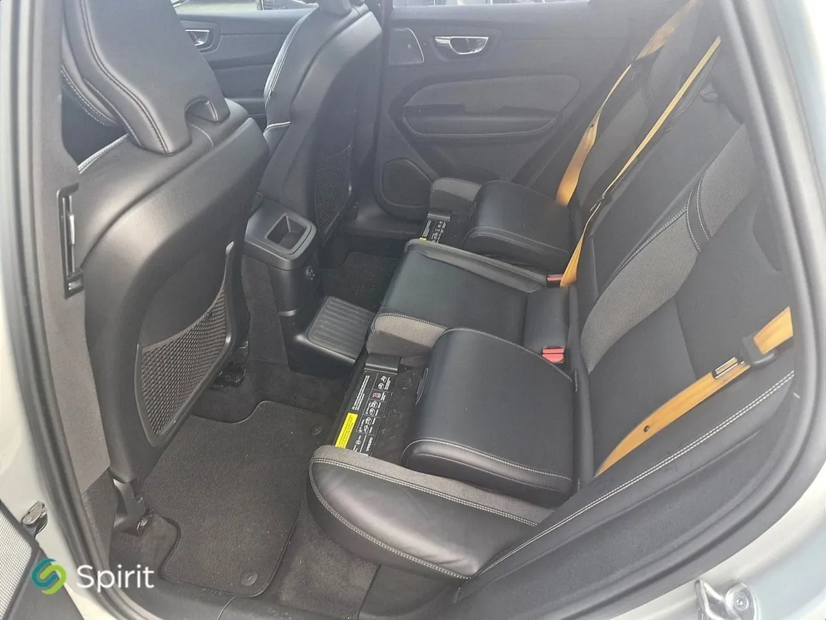Volvo XC60 Polestar Factory Engineered T8 Plug In - Image 4