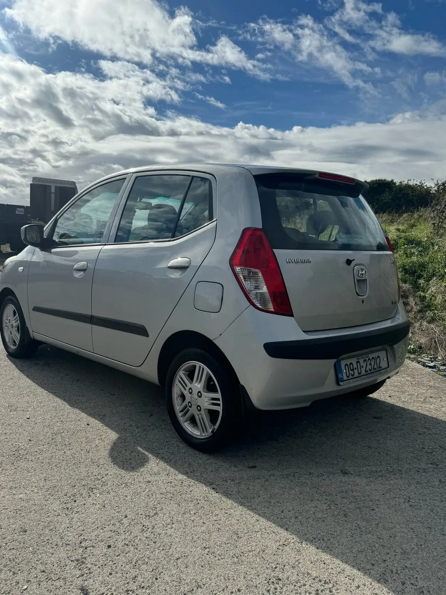 Hyundai i10 nct+tax - Image 3