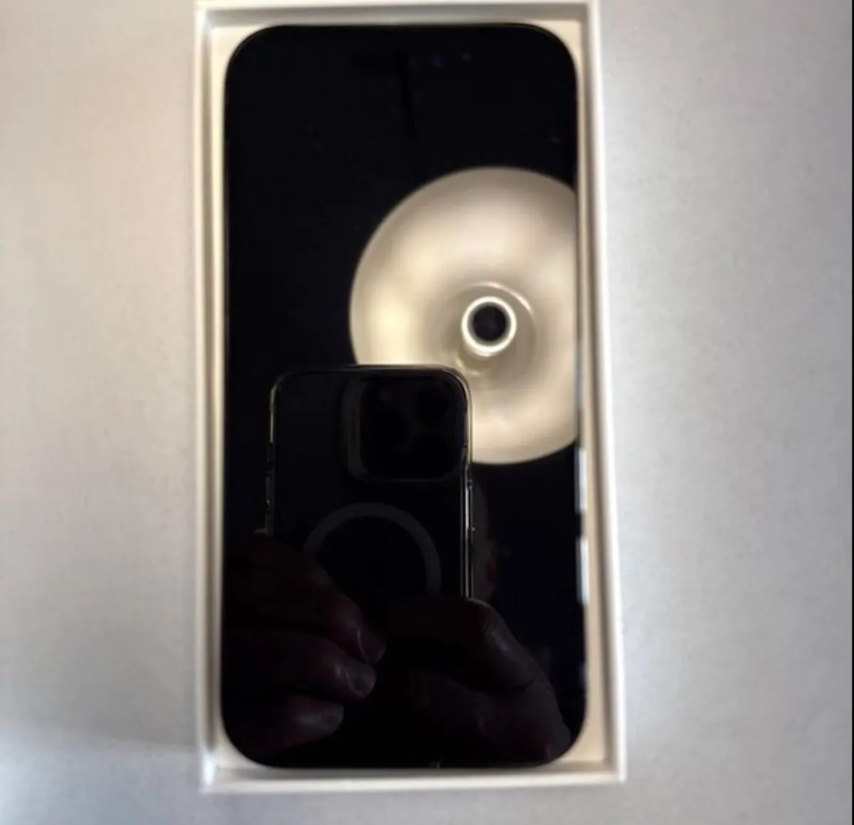iPhone 14 Pro available - Image 3