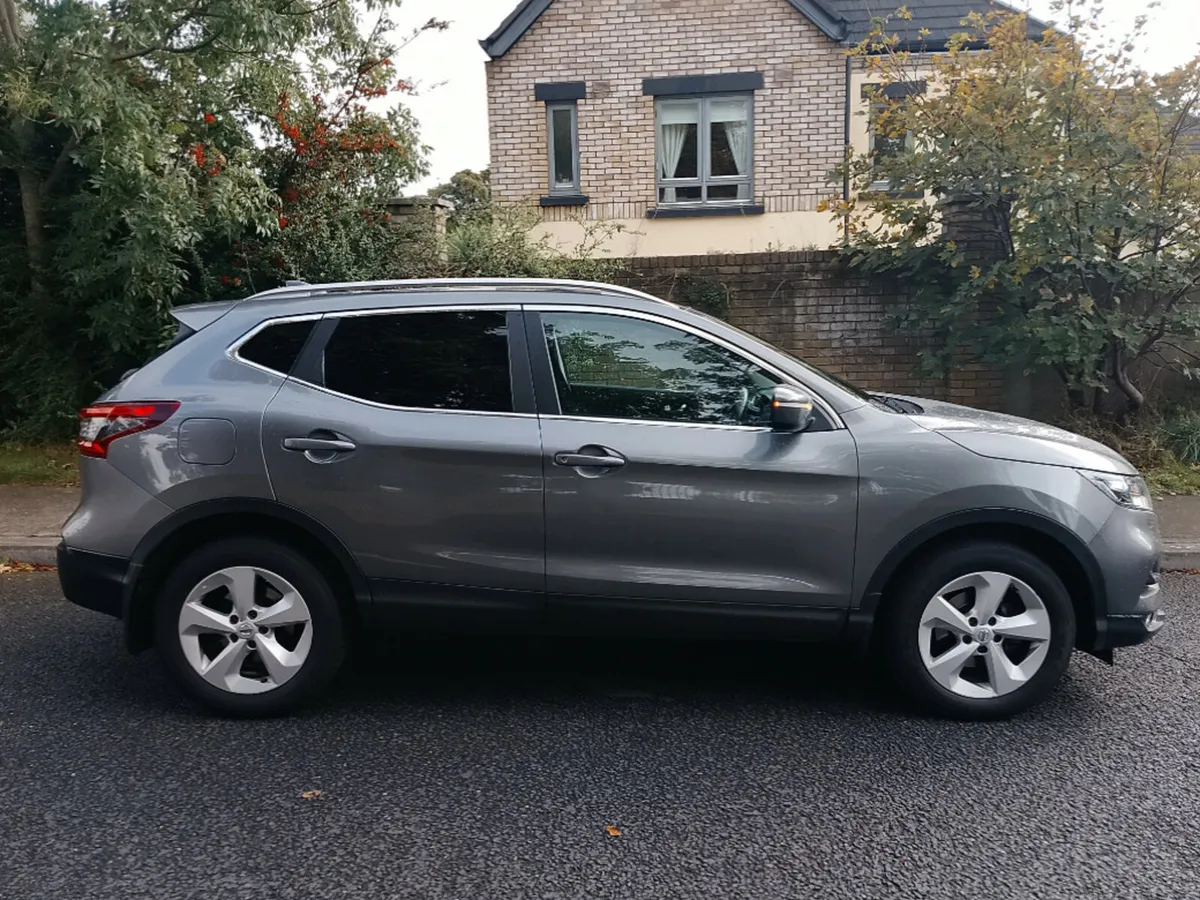 Nissan Qashqai 1.3 SV MY19 4DR - Image 2