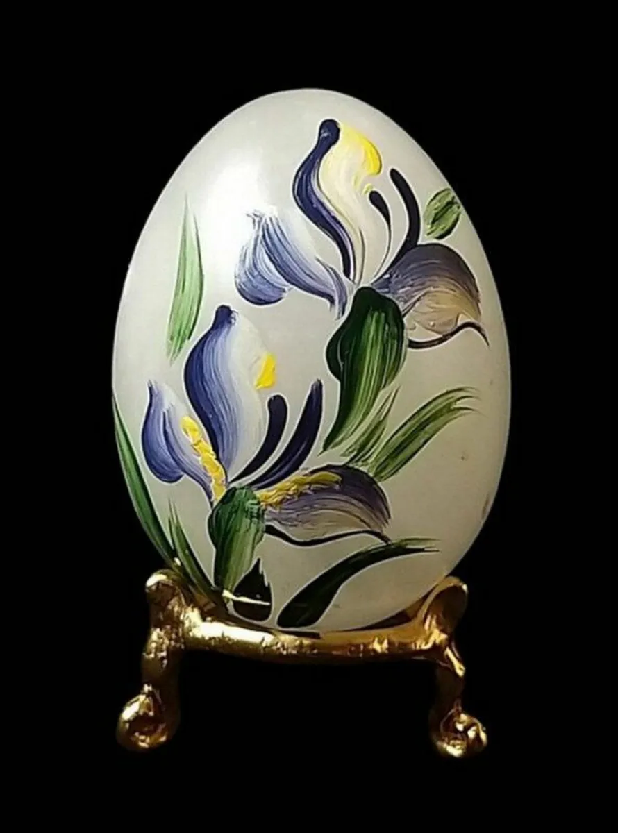 Vintage Harrods Alabaster Vintage Painted Egg - Image 3