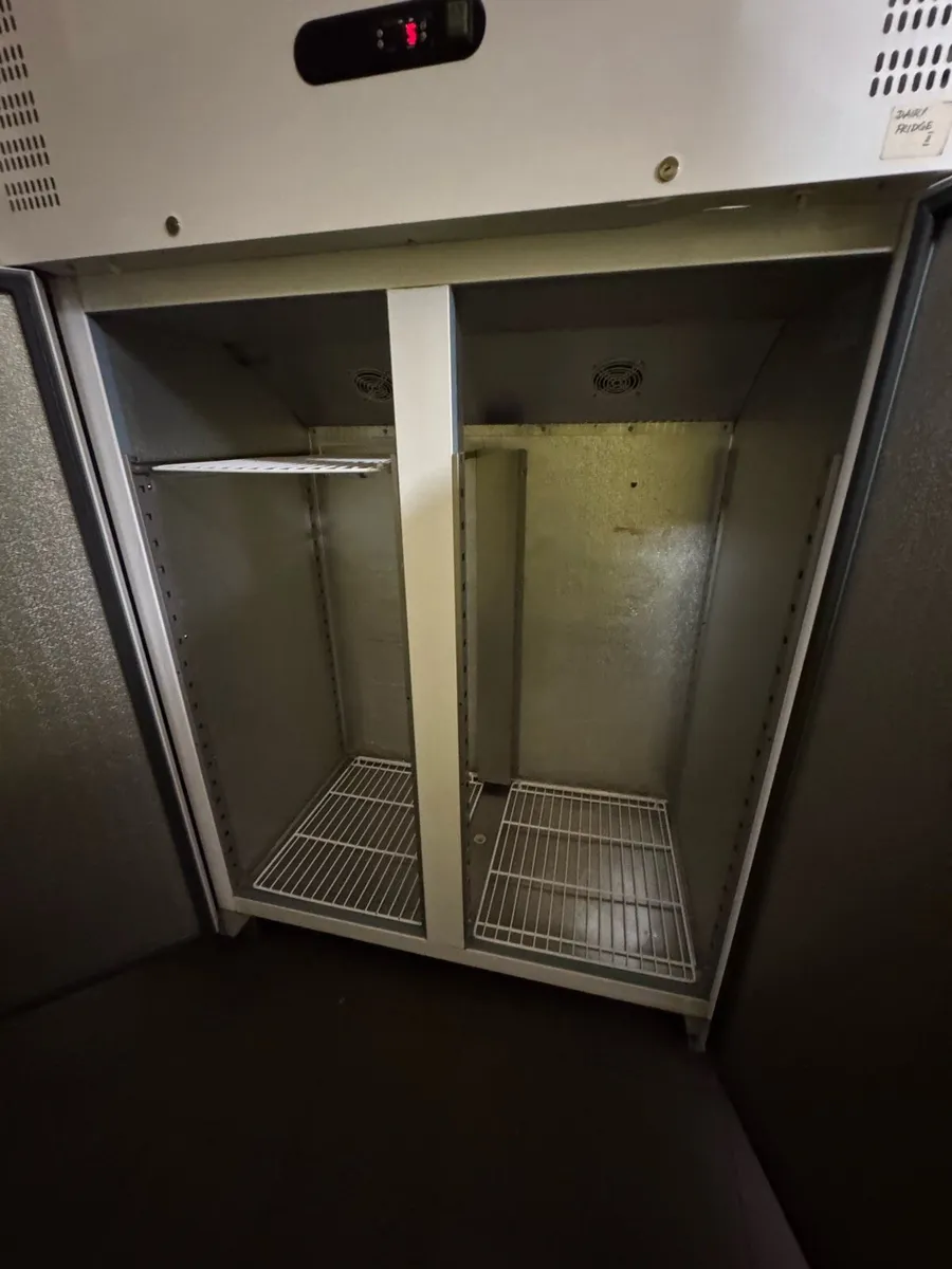 Fridge 1300L - Image 3