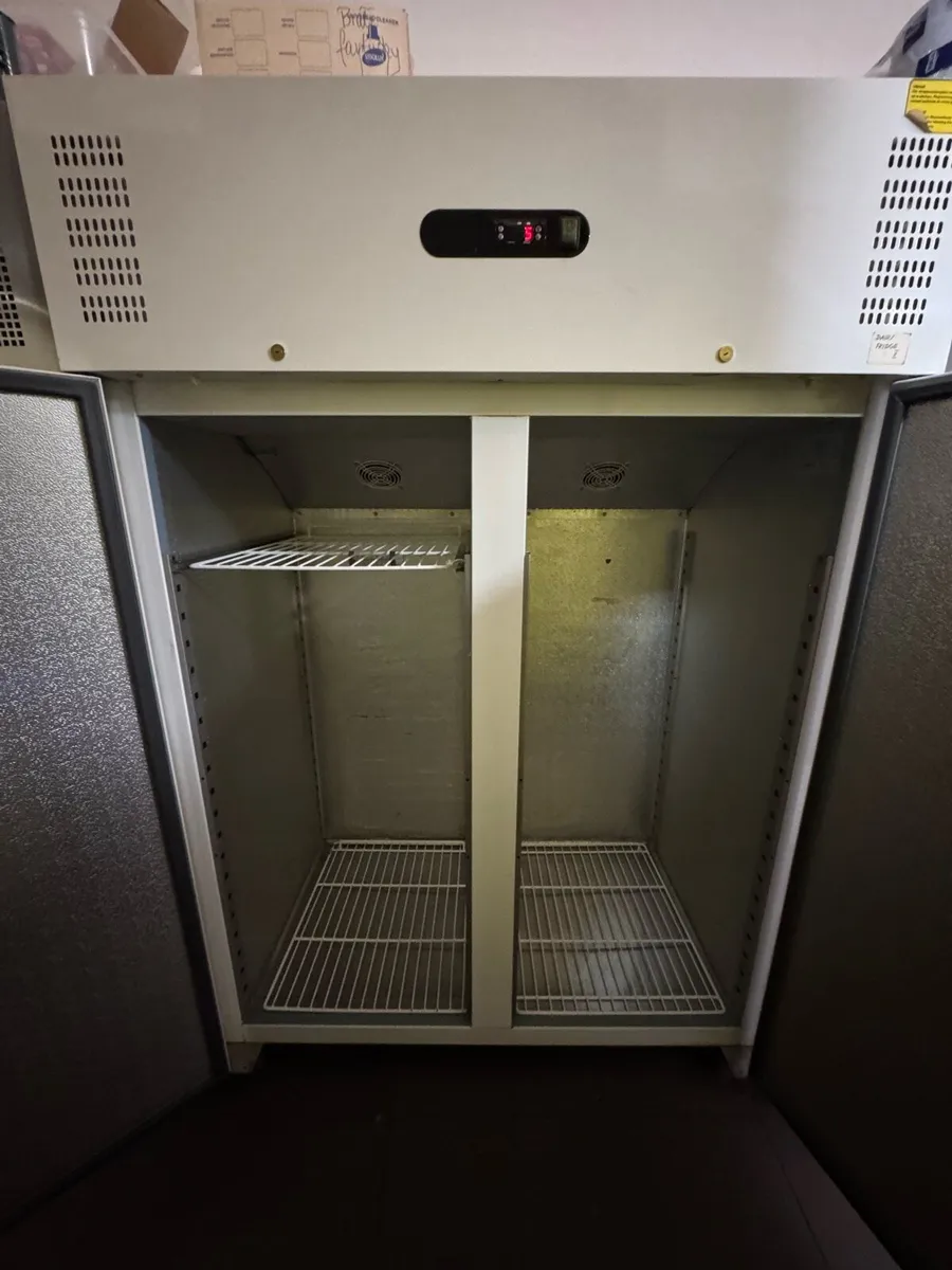 Fridge 1300L - Image 4