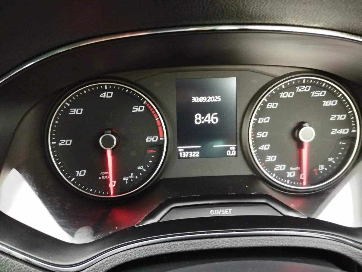 SEAT Arona 2018 - Image 2