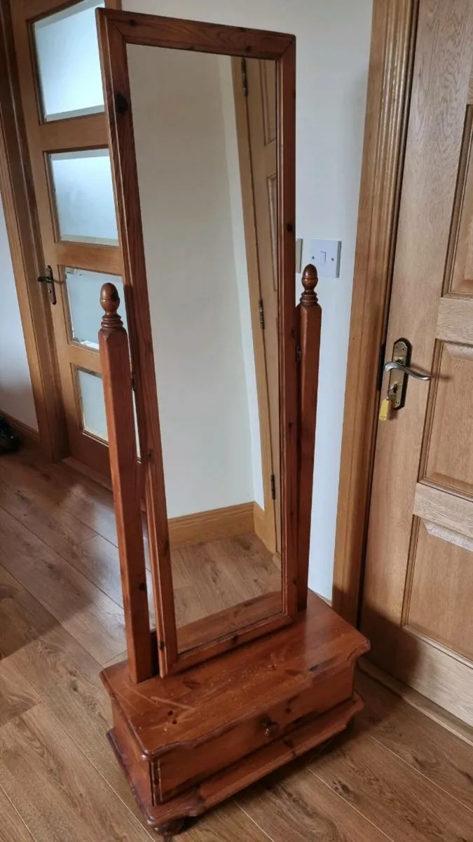 5ft Bedroom Mirror with drawer - Image 1