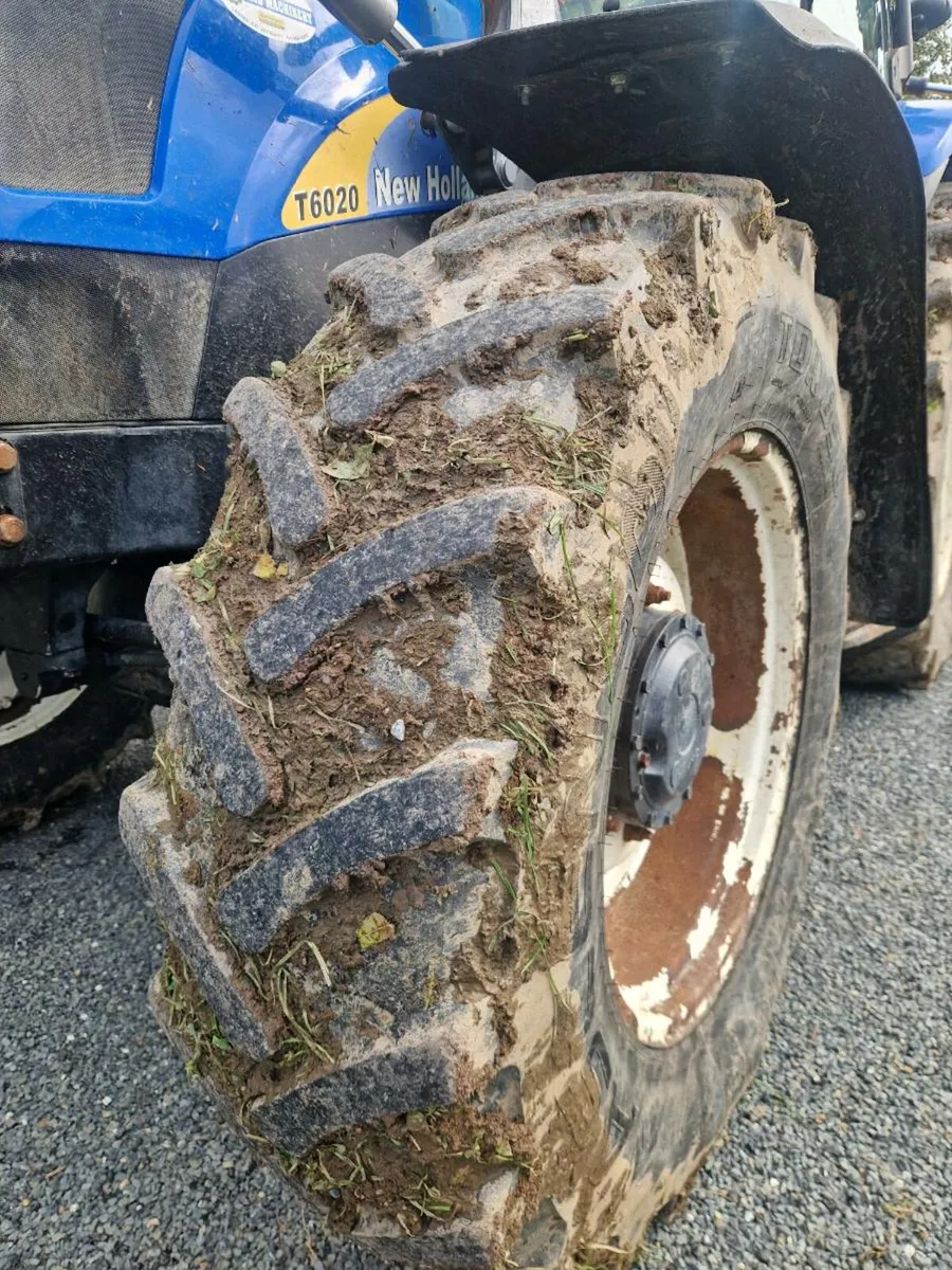 Tyres 460x85x38 - Image 3