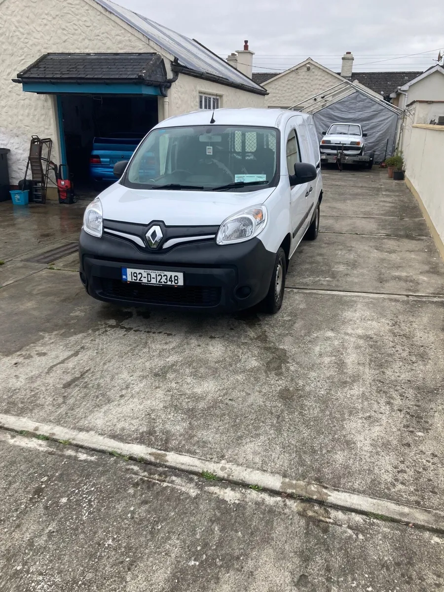 RENAULT KANGOO MAXI - Image 1