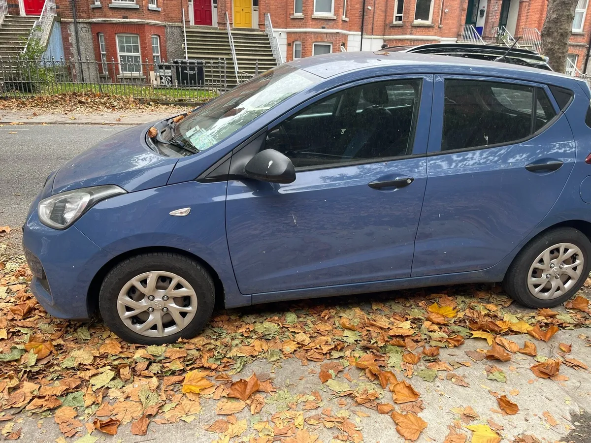 Hyundai i10 - Image 2