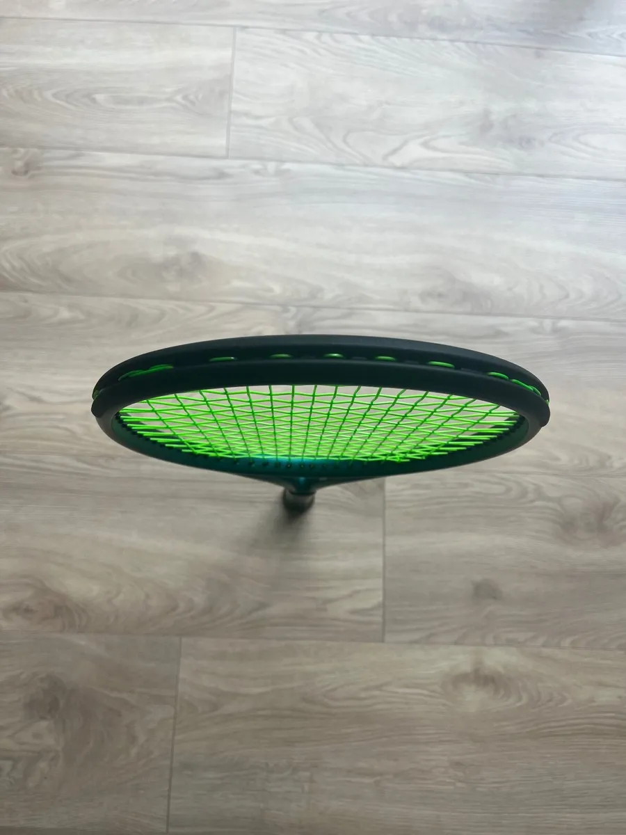Wilson blade V9 Tennis racket - Image 3