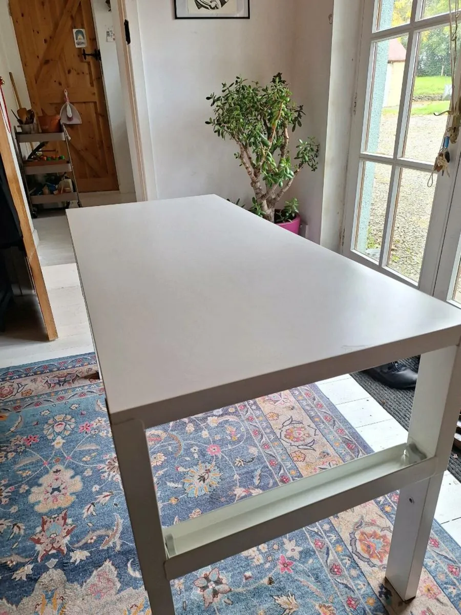 Desk table - Image 3