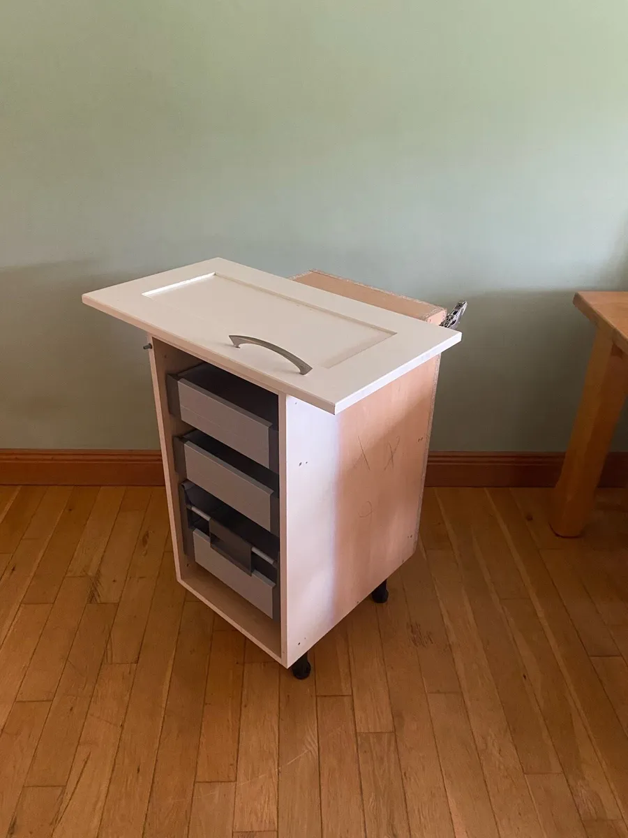 White kitchen island with real granite top - Image 2