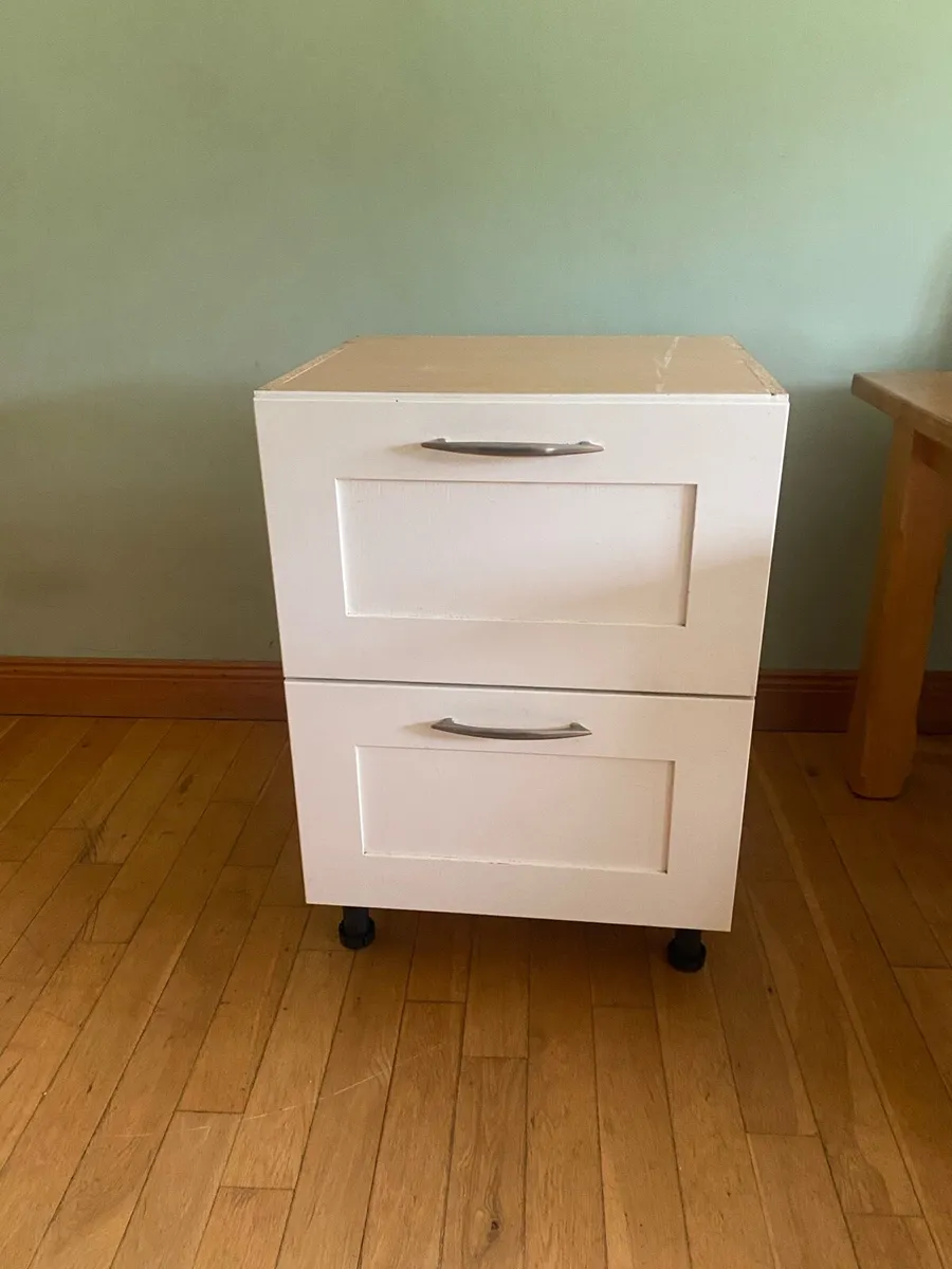 White kitchen island with real granite top - Image 4
