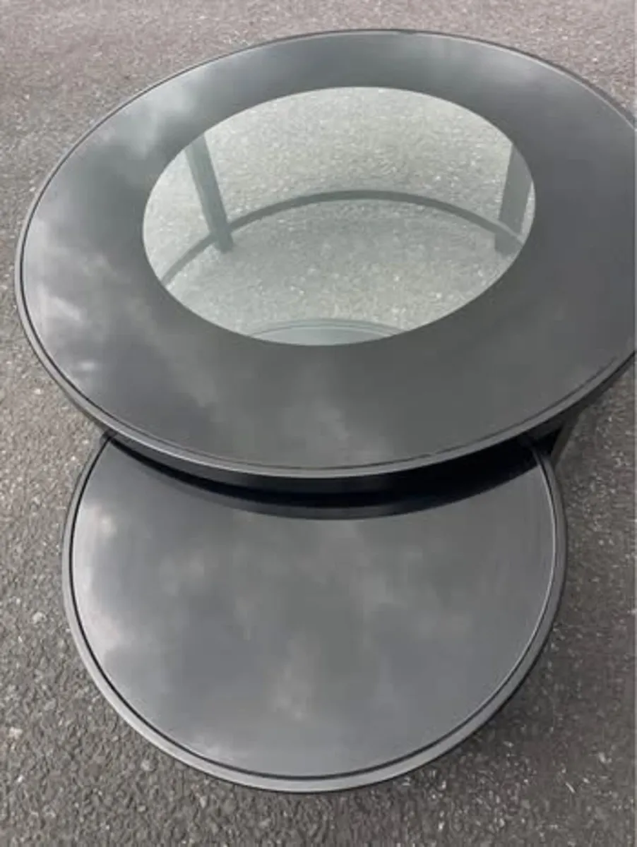 Set of coffee tables - Image 1