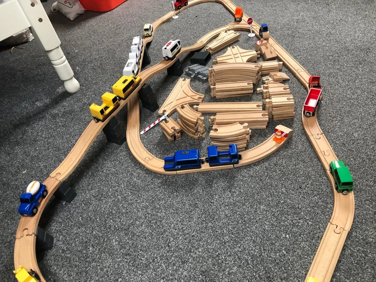 Wooden train set - Image 1