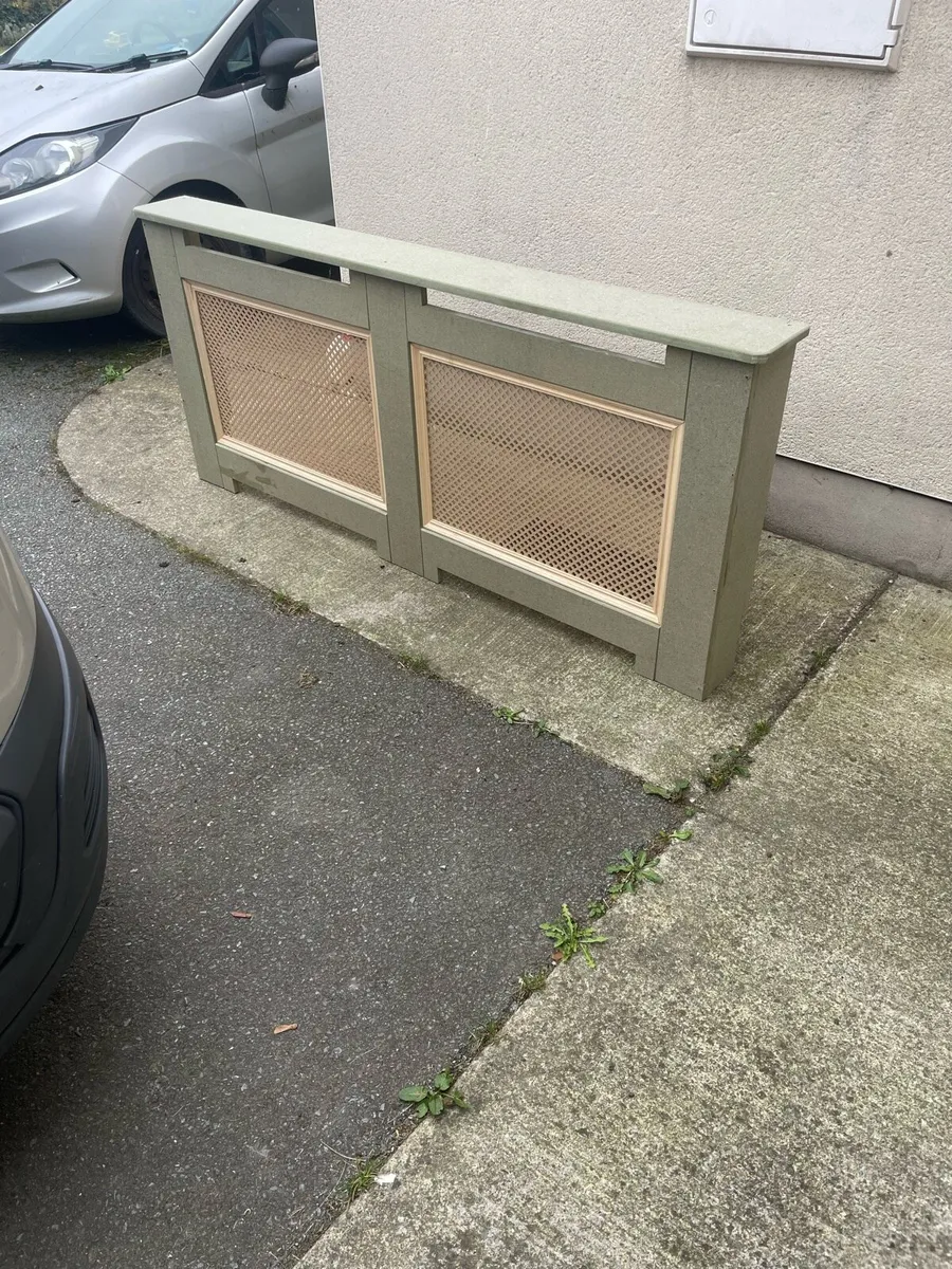 Radiator cover - Image 3