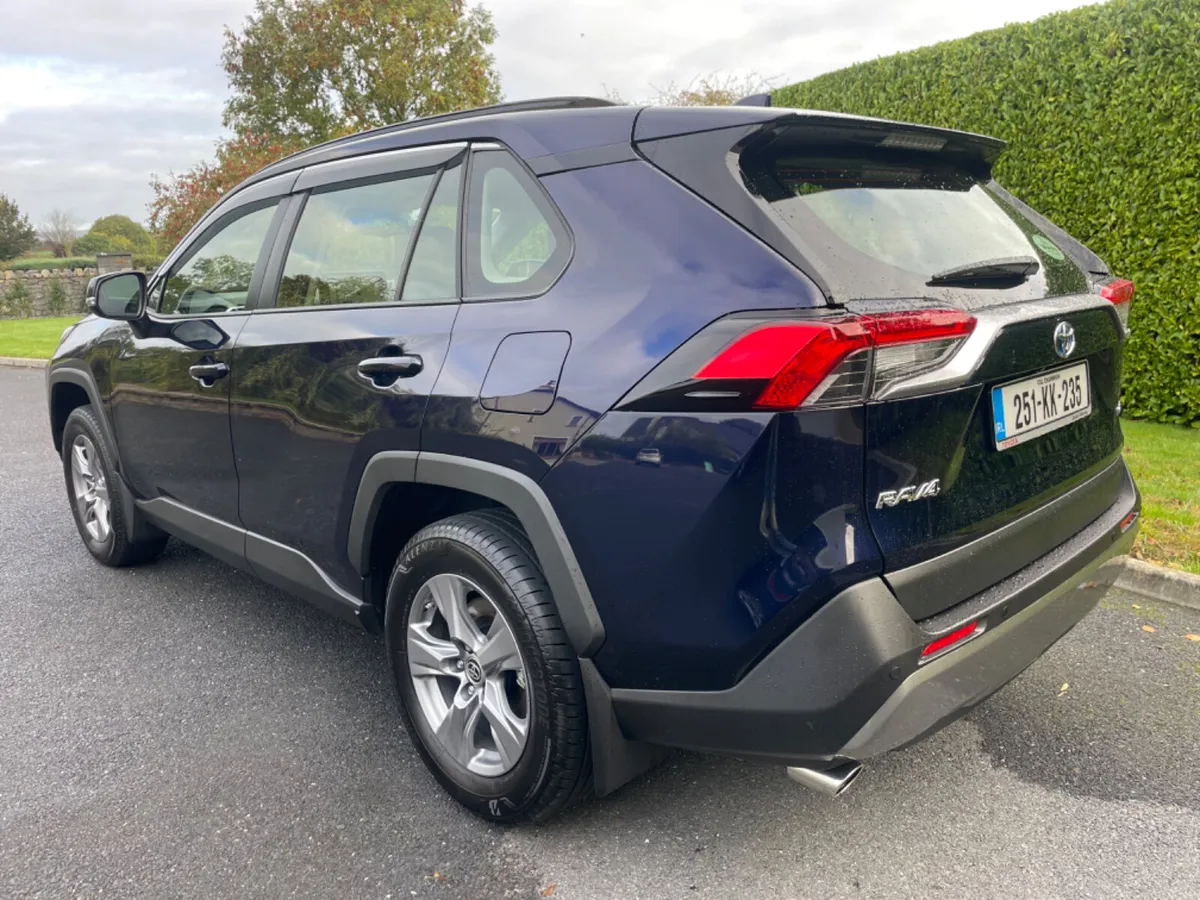 Toyota RAV4 2025 - Image 4