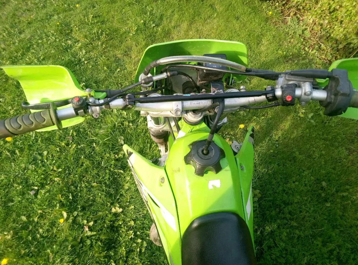 Kawasaki KDX 220 - Image 3