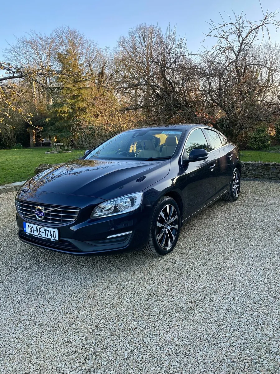 Volvo s60 - Image 1