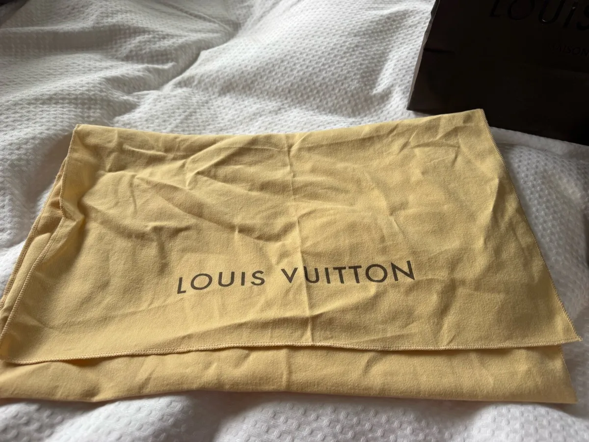 Louis Vuitton Bag - Image 3