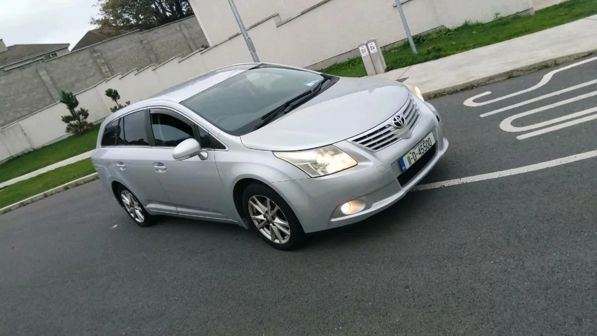 ⭐️ 2011 Toyota Avensis⭐️ - Image 2