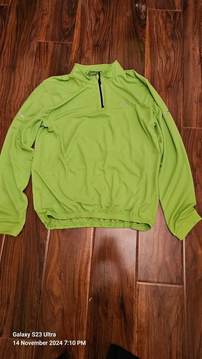 Cycling top