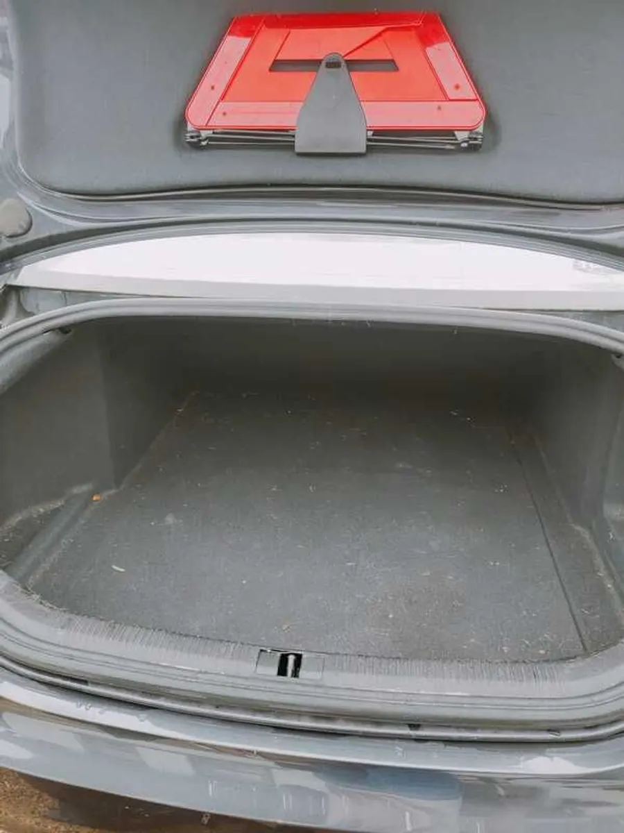 2006 Audi A6 - Image 2